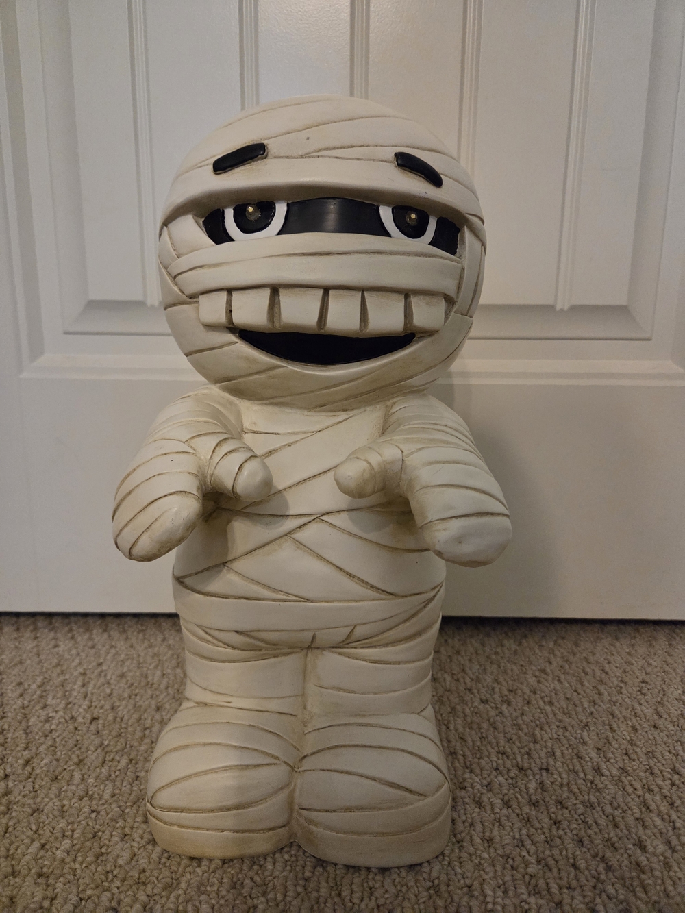 Mummy Halloween Statue